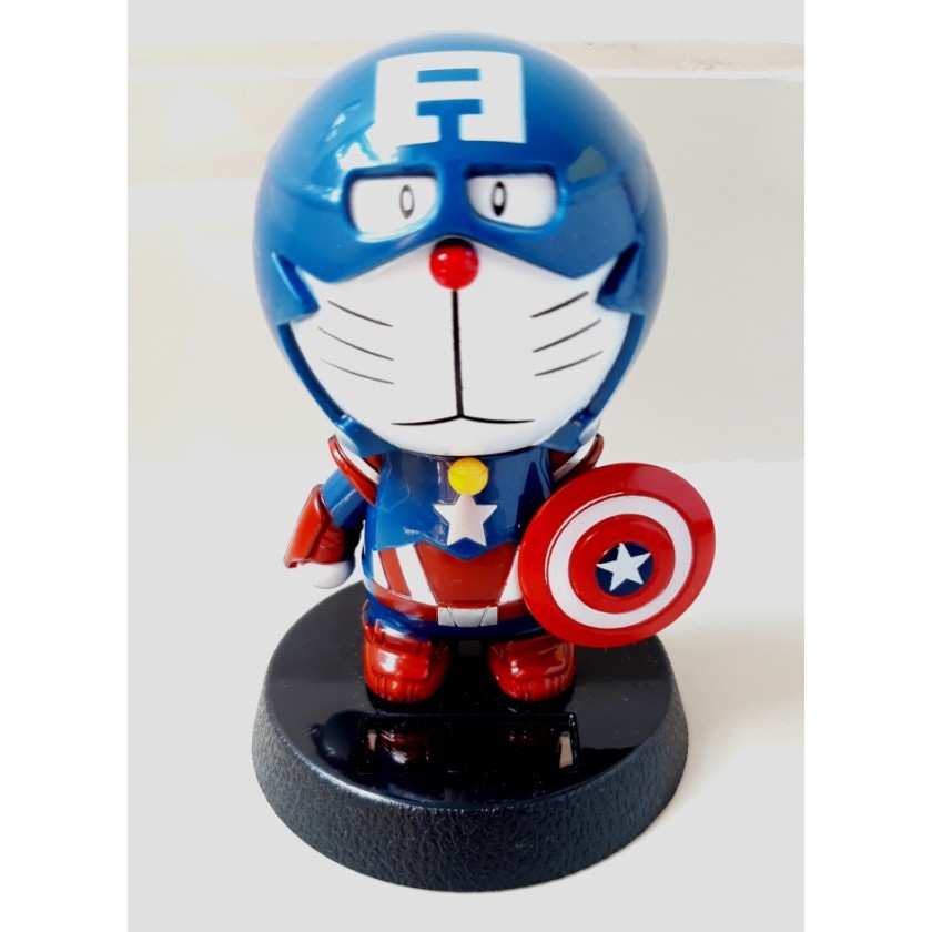 Pajangan Doraemon Goyang Kepala Tenaga Surya