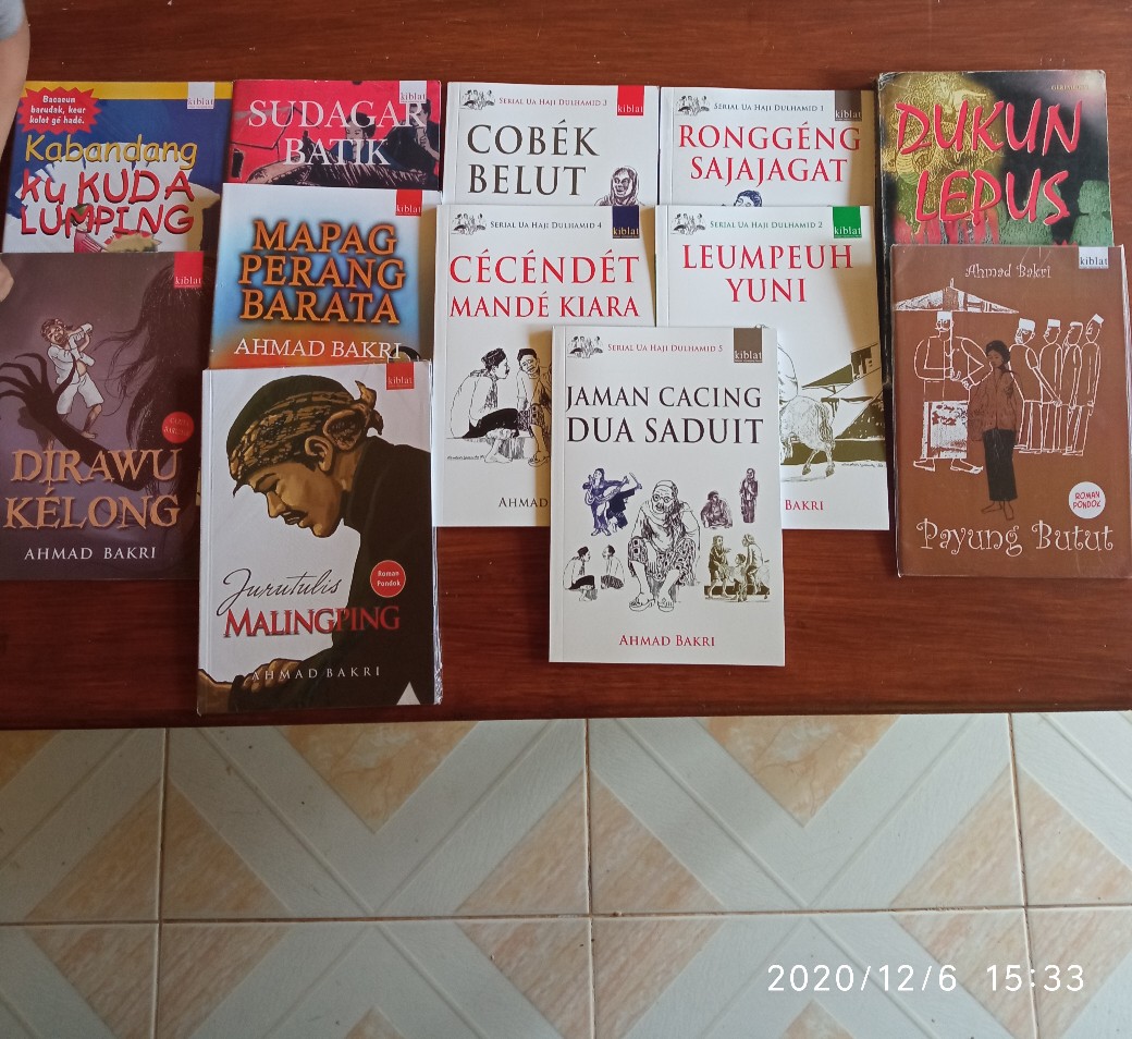 Payung Butut - Ahmad Bakri