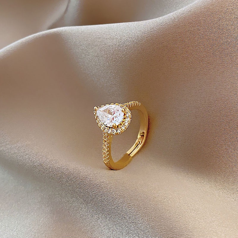 Cincin Bentuk Water Drop Bahan Zircon Untuk Wanita