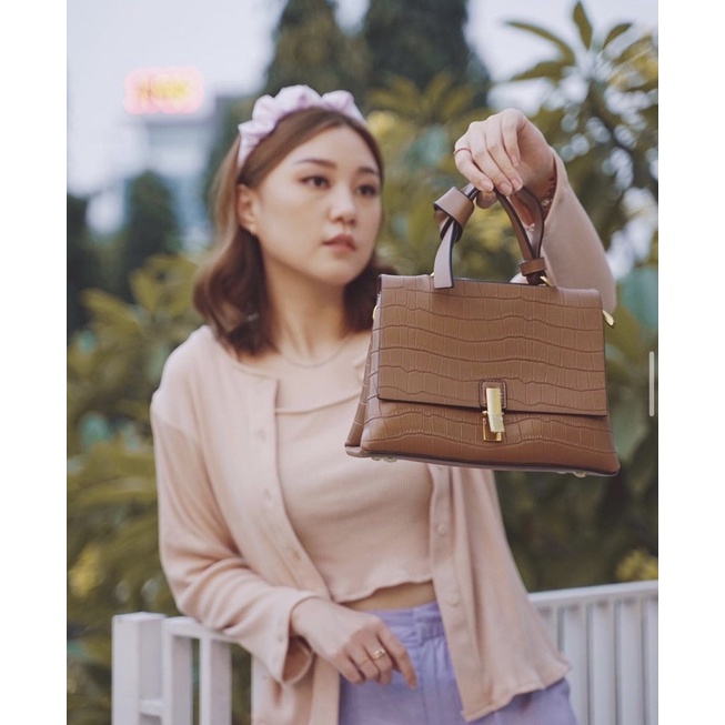 Yoora bag by SNY