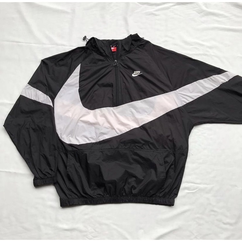 Nike big swoosh Half zip