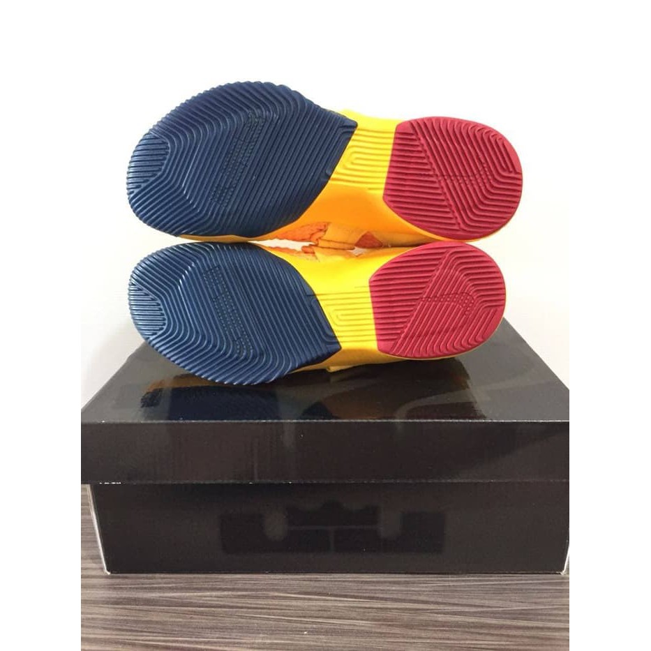 Jual Sepatu BASKET NIKE LEBRON SOLDIER 