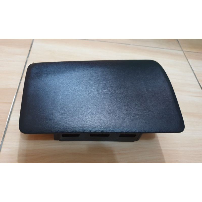 COVER AIRBAG DASBORD TUTUP AIRBAG PENUMPANG KANAN  AVANZA XENIA 2016-2021 STIR KIRI LHD BUILT UP par