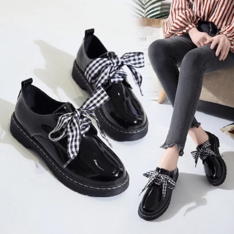 SEPATU WANITA VINTAGE DOCMART / SEPATU BOOTS PREMIUM TALI KOTAK (free 2tali) 002