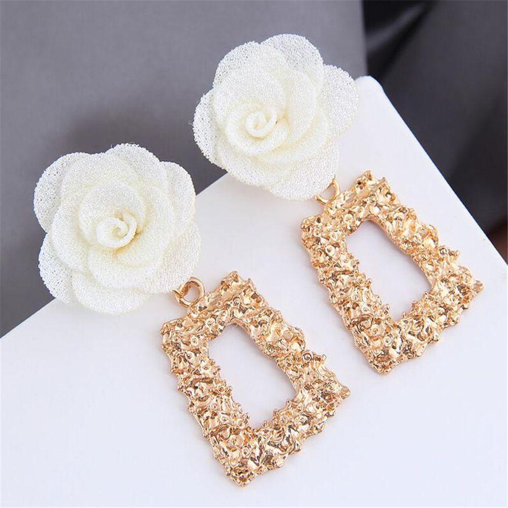 Suyo Anting Kepribadian Sense Earrings Wanita Emas Desain Sederhana Aksesoris Telinga Berlian Berlian Imitasi Stud