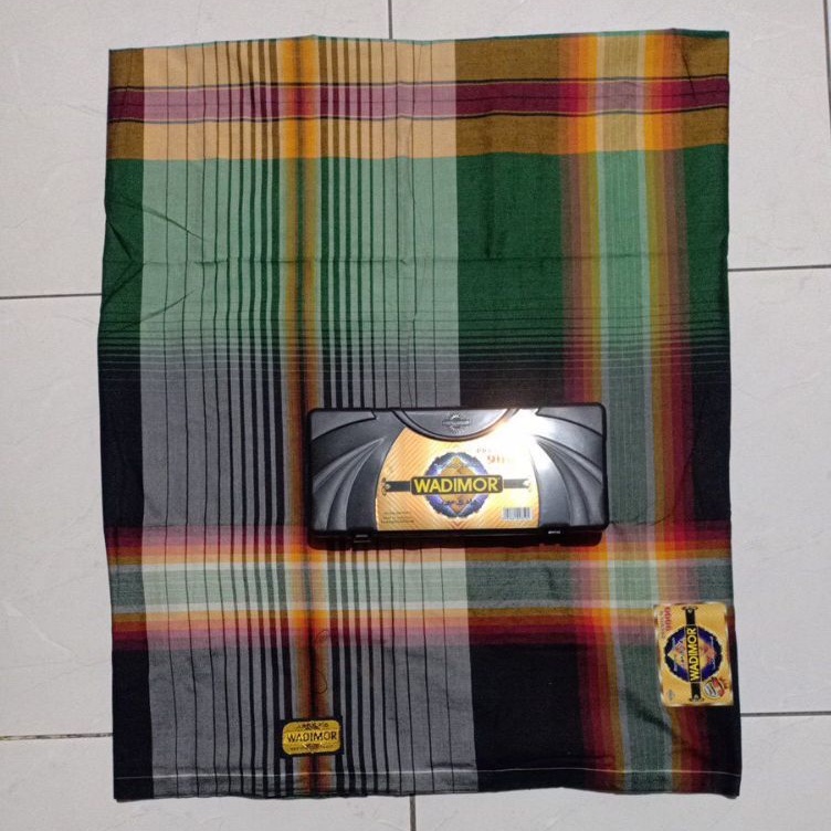 Sarung Tenun WADIMOR premium 9000