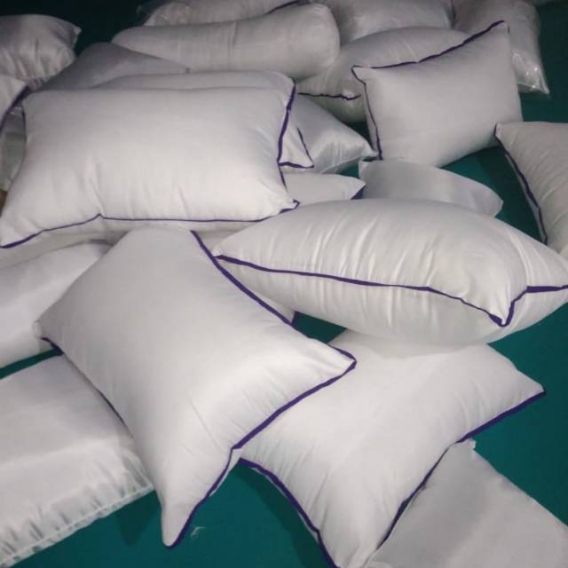 Bantal tidur bulu angsa SINTETIS (BUATAN)/ silikon bantal hotel exclusive 100% silikon bantal alasca