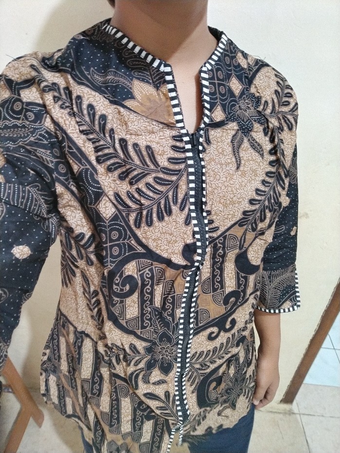 Atasan Batik Dolby Dolbi Dobby Doby Tenun Sutra Tulis Halus Katun Atbm Baron ,sarombit Atasan