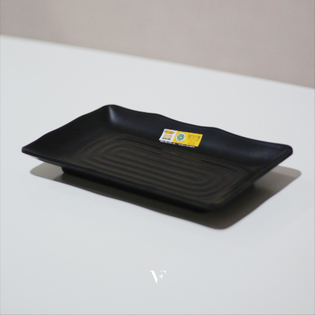 Piring Kotak Model Batu Hitam Golden Dragon Melamine (P6508A)-1