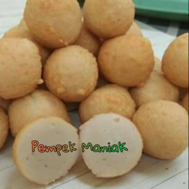 

Pempek tenggiri