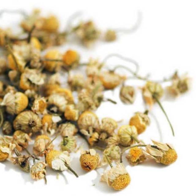 Chamomile flower tea