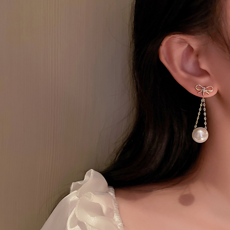 Anting Panjang Mutiara Berpohon Busur Elegan Aksesoris Korea Wanita