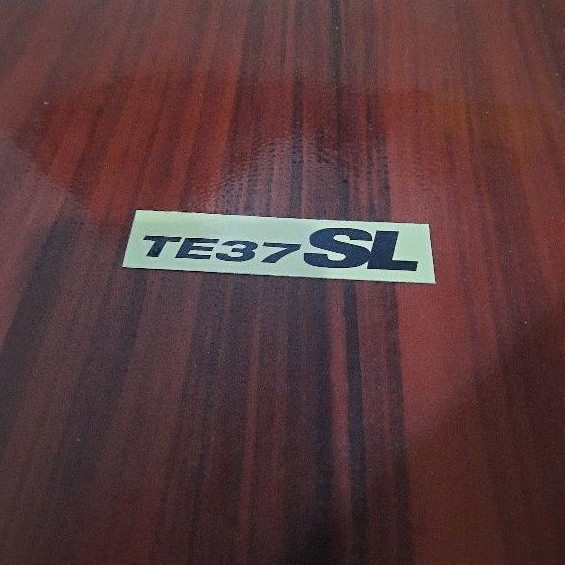 stiker mobil TE37 SL logo