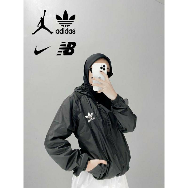 JAKET PARASUT WANITA OLAHRAGA JOGGING LARI WATERPROOF