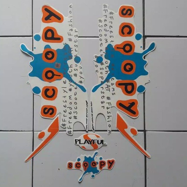 stripping sticker lis motor standar Honda Scoopy playfull tahun 2017 warna putih_biru ready stock