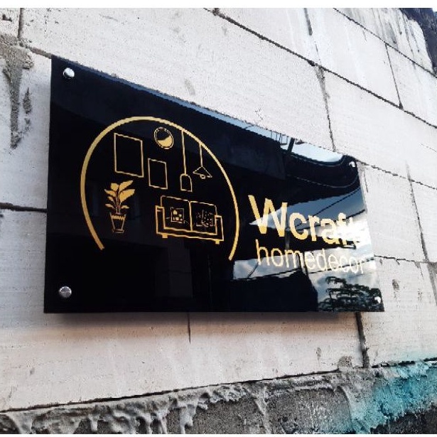 Papan Nama Usaha/Logo Usaha Akrilik