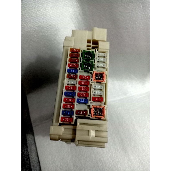 box sekring fuse box toyota JZ 82730-0K340 5945