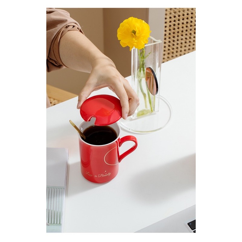 MUG LoVE is Beauty / GELAS KERAMIK GIFTBOX  +cocok untuk hadiah