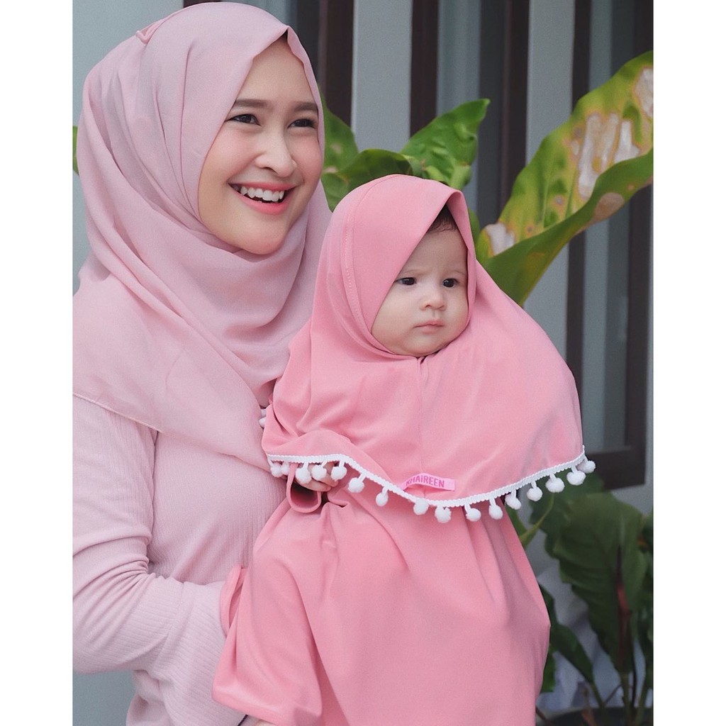 Baju Muslim Anak Perempuan / Gamis Anak Perempuan Cantik Pompom Jersey Import 1 Tahun / Gamis Bayi