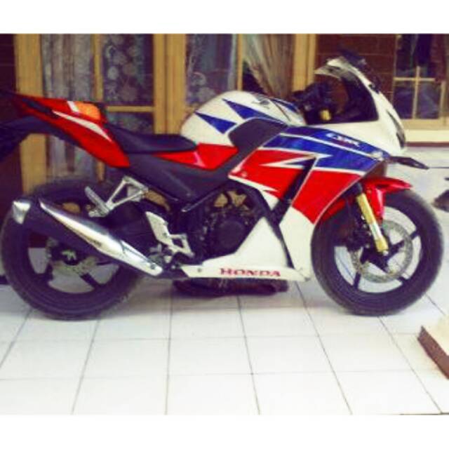 Cover upside down CBR 150
