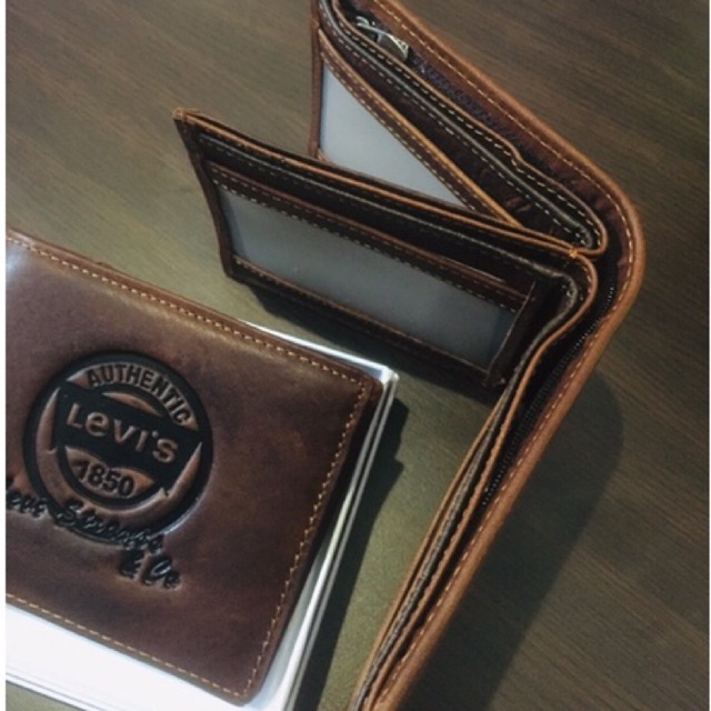 DOMPET 3 RUANG KULIT ASLI IMPORT. jenis kulit basah dompet pria kulit asli berkulitas keren dan awet model real pic gambar random #dompet #dompetpria #dompetkulit #dompetcowok