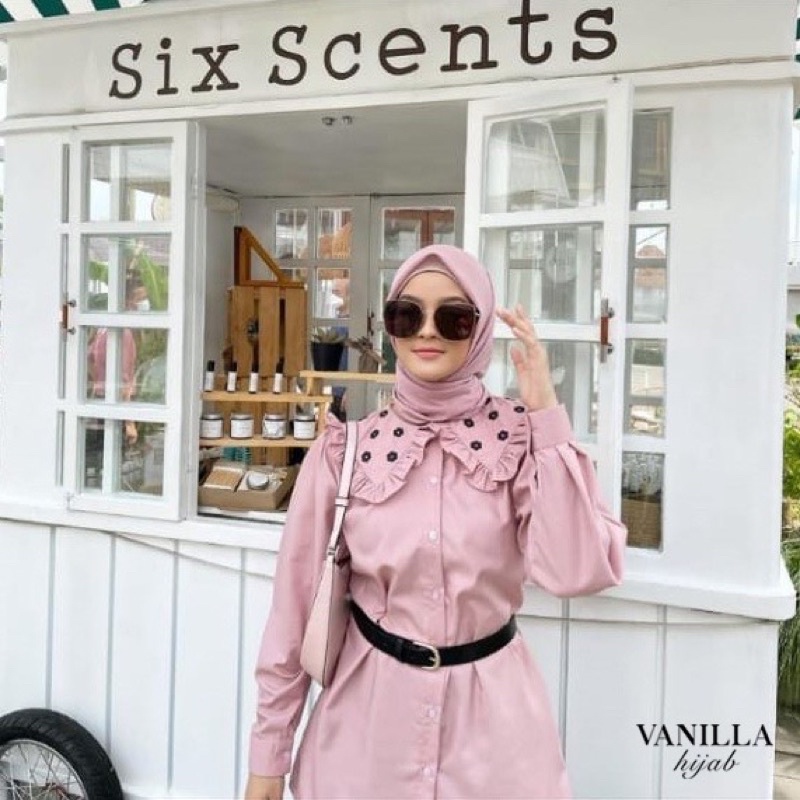 Audrey Blouse Pinkrose vanilla hijab