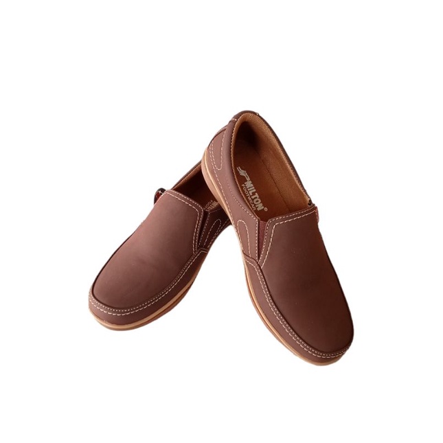 Sepatu Santai Pria Merk Milton
