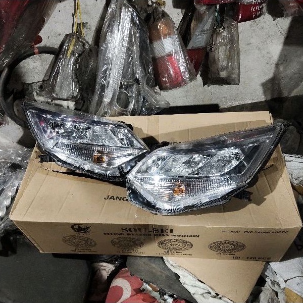 Headlamp Sigra LED facelift