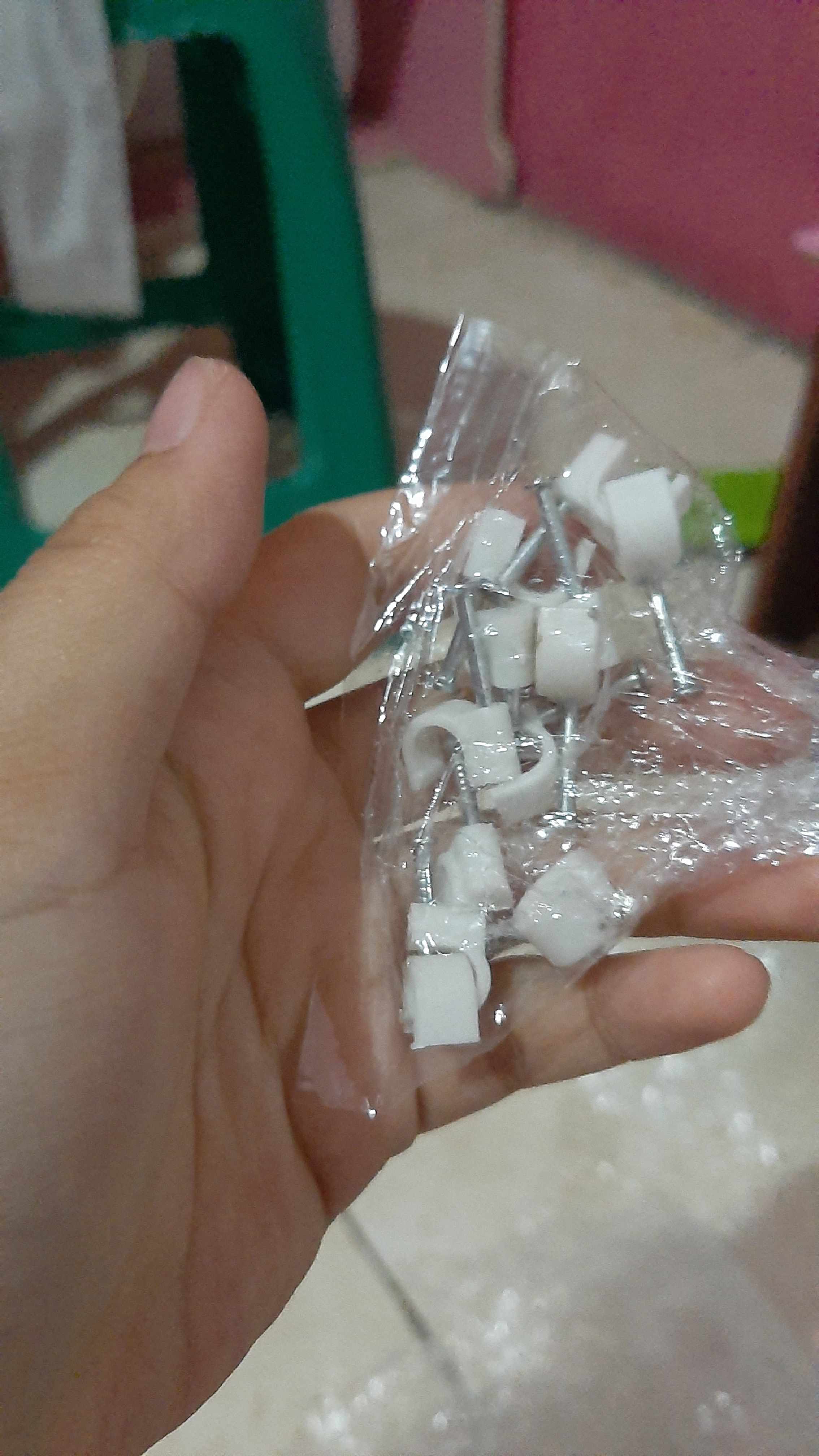 Klem Kabel Perklip Isi 6pcs (untuk Tambahan Paku Pemasangan)