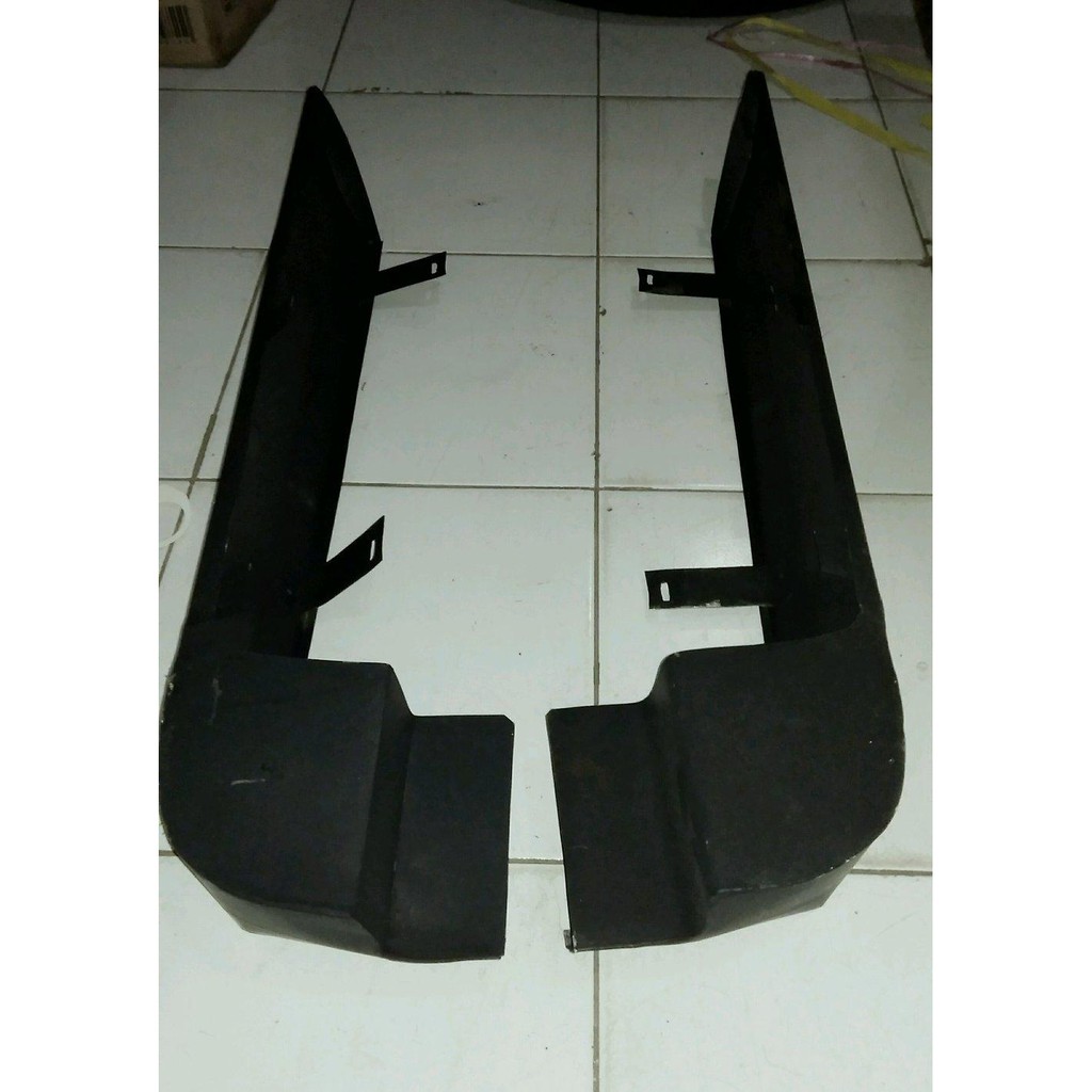 Tanduk Kumis Bemper Bamper Belakang Toyota Kijang Super Bahan Plat