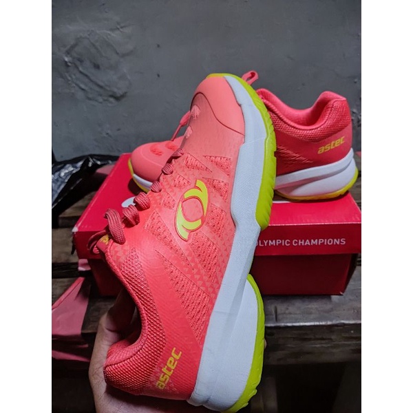 sepatu badminton ASTEC DAGMAR original