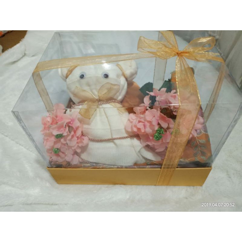 

Box/kotak hantaran/seserahan