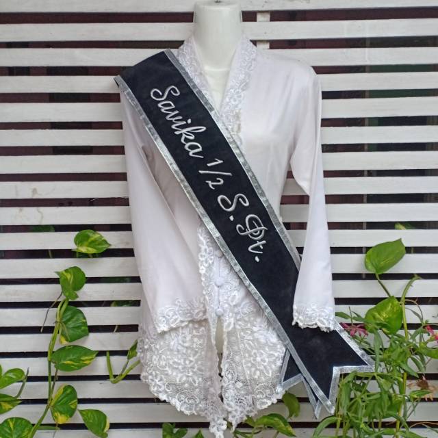 

Selempang bludru pita produksi kilat