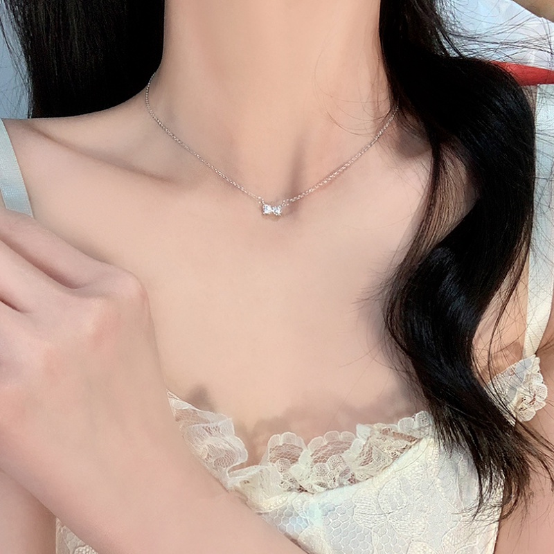 Roselife Kalung Rantai Liontin Pita Hias Kristal CZ Gaya Korea Untuk Wanita