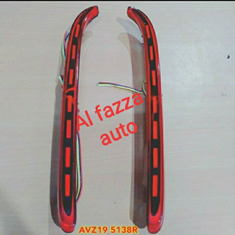 lampu reflektor bumper belakang avanza 2019