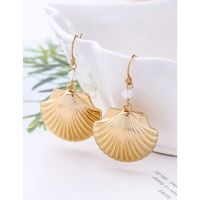 LRC Anting Gantung Fashion Gold Alloy Shell Earrings F80708