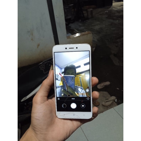 Redmi 4x ram 3/32 minus LCD