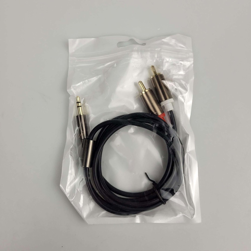 Amkle Kabel Audio RCA to 3.5 mm Auxiliary Cable 1M  1019 HITAM