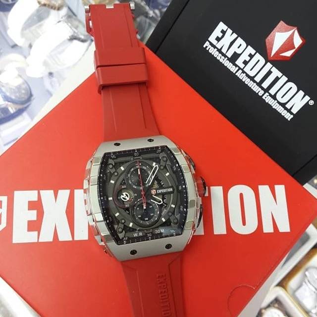 Expedition E6782 Pria Sporty