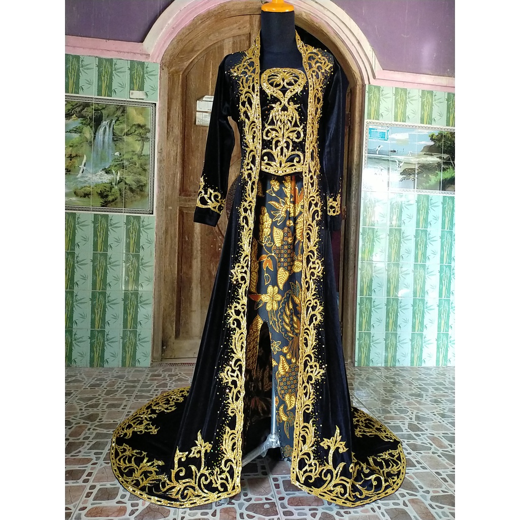 Kebaya bludru kutubaru full bordir payet jepang/kebaya pengantin ekor/kebaya pengantin mewah