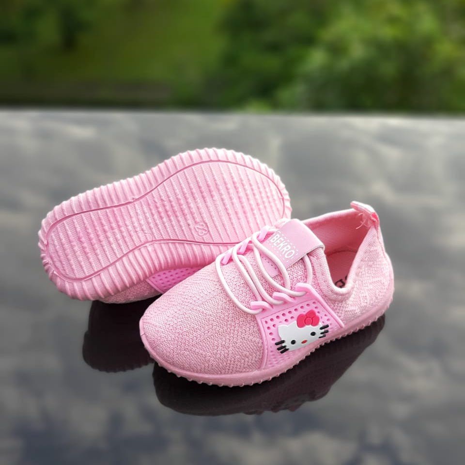 E14 Sepatu Sneaker Anak Perempuan Import Umur 1 2 3 4 thn - BEKRO Hello Kitty