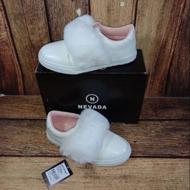 SEPATU SNEAKERS ANAK PEREMPUAN POMPOM (Nevada) PUTIH - POM2-P | SANDAL BAYI MURAH | FASHION ANAK