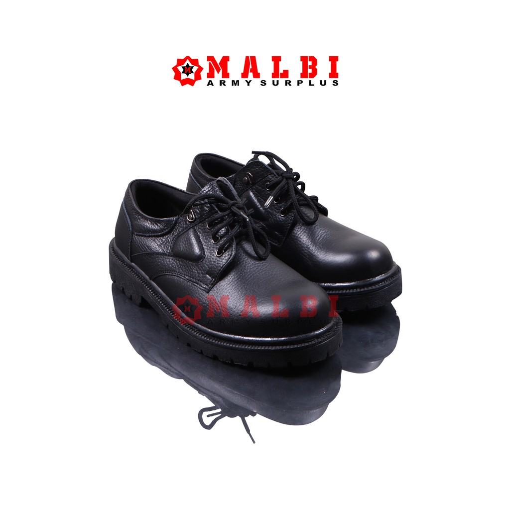 Sepatu Safety Besi World Cruiser 1837 Hitam