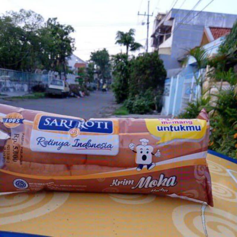 

Sari Roti Krim Moka