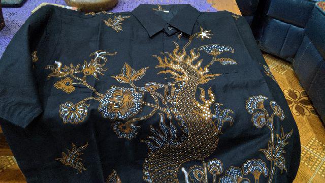 Warmadewa Pen Rajasakti Kemeja Batik Pria Eksklusif Lengan Pendek Katun Primisima Berfuring