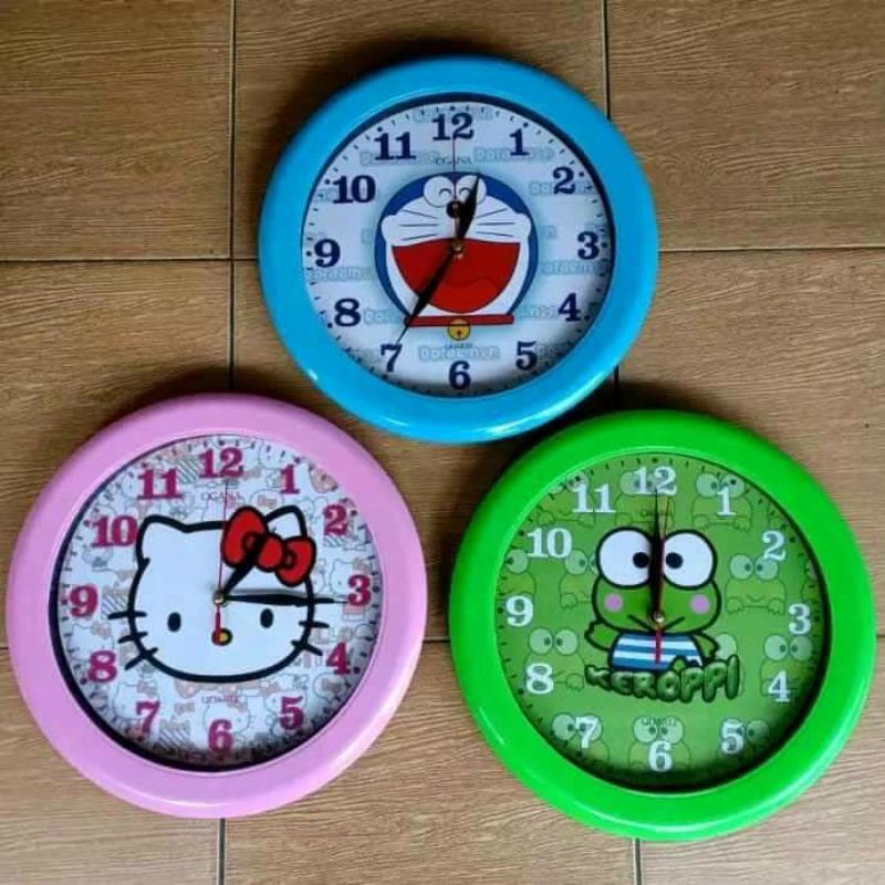 Jam dinding ogana / jam dinding karakter / doraemon, hello kitiy, keropiy