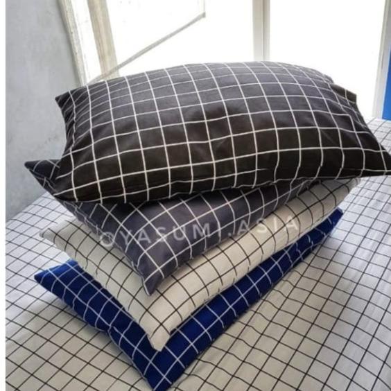 SARUNG BANTAL MOTIF KOTAK - GULING SAJA, KOTAK PUTIH