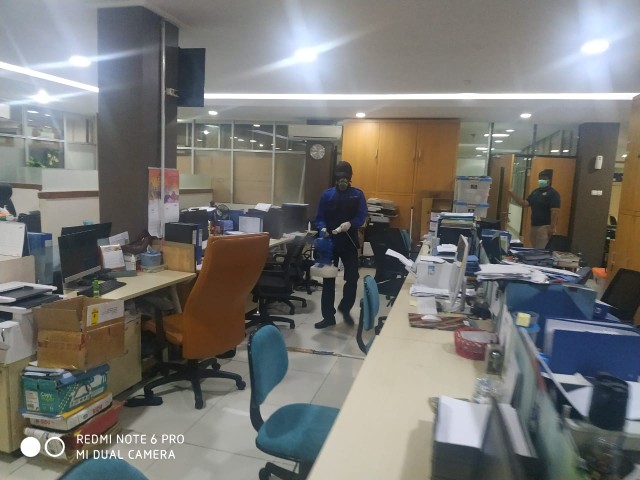 Couple Batik Tunik Modern Seragam Kerja Kantor Lengan Panjang Terbaru