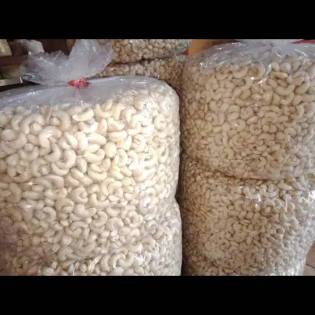 

KACANG MEDE METE MENTAH 1KG