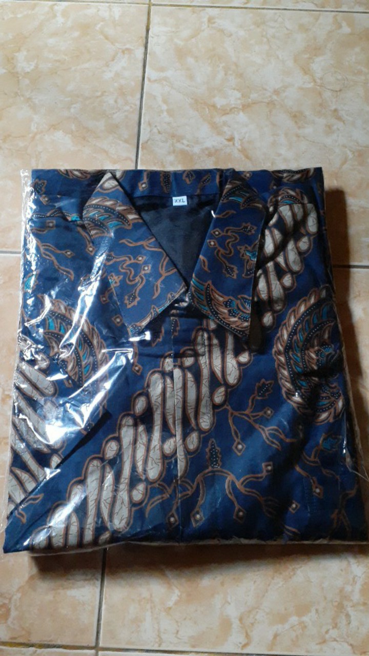 Paramarta Hijau Kemeja Batik Pria Lengan Panjang